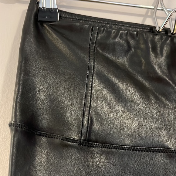 Aritzia Wilfred leggings - Picture 3 of 4